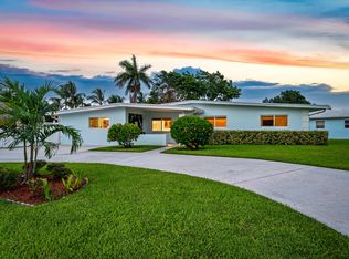 6620 Lake Clarke Dr, Lake Clarke Shores, FL 33406