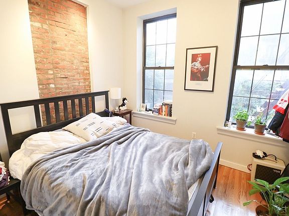 5th image of 383 S 3rd St APT 2A