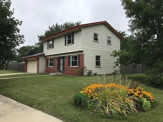 1st image of 2000 W Carrington Ave