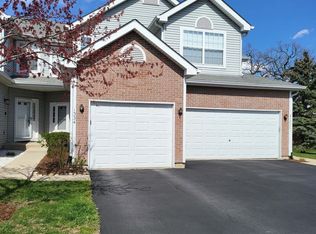 1334 Grandview Ct, Algonquin, IL 60102