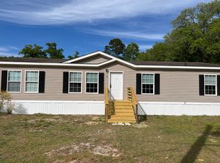 72 Suggs Rd, Freeport, FL 32439