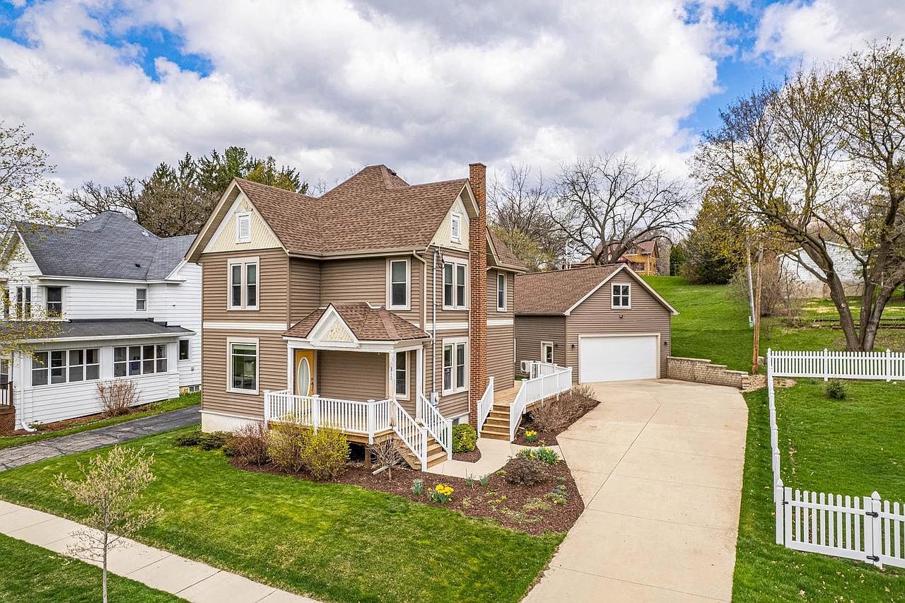 312 3rd AVENUE, New Glarus, WI 53574 Zillow