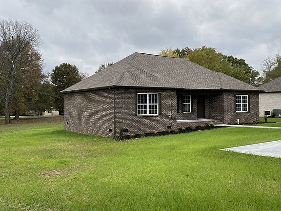 2nd image of 101 Richland Dr #A
