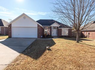 2621 Granny Smith Ave, Springdale, AR 72764
