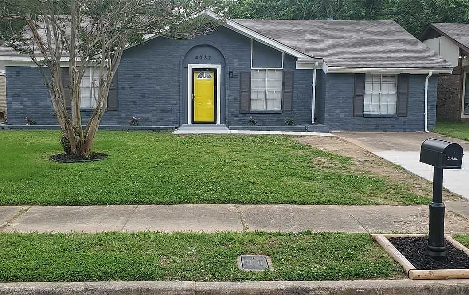 1st image of 4032 Hitchcock Dr