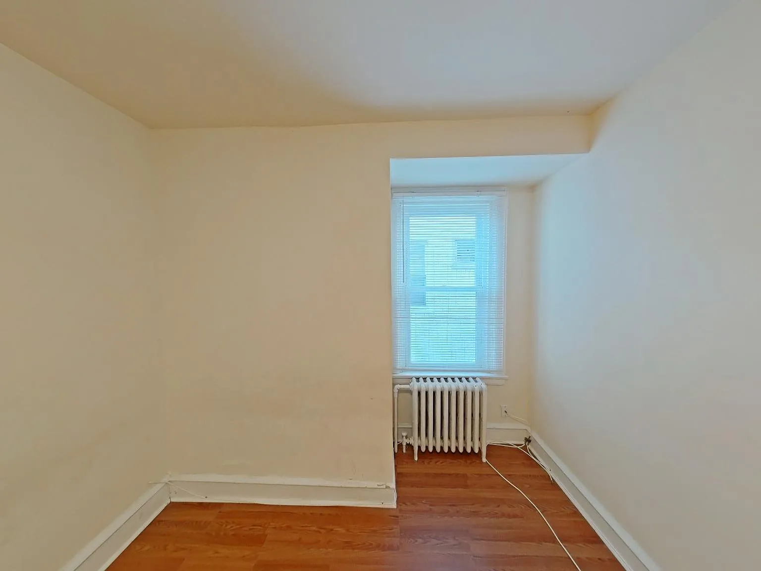 3 bed, 2758 sqft, $1,600 — Photo 3