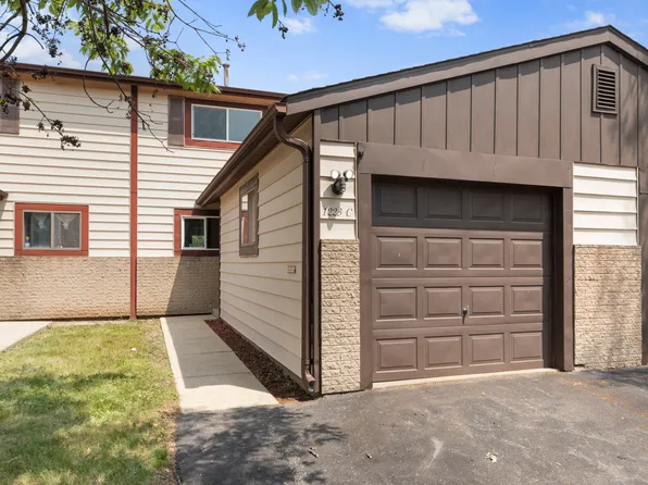1223 Cedarwood Dr Unit C, Crest Hill, IL 60403