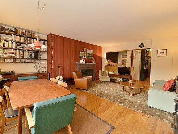 3rd image of 176 Degraw St #2