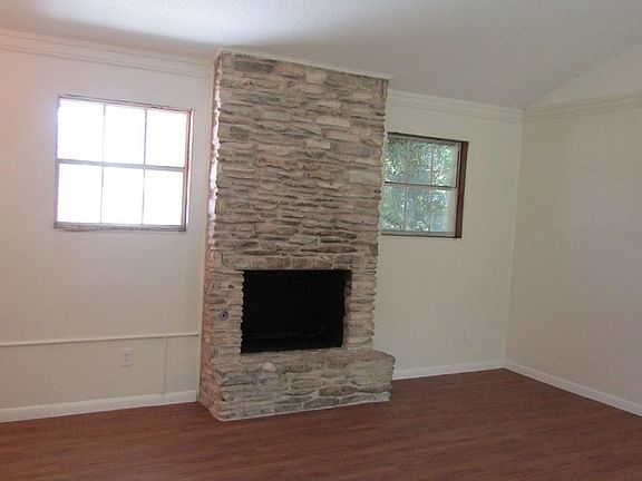 4th image of 5802-A Gloucester Ln