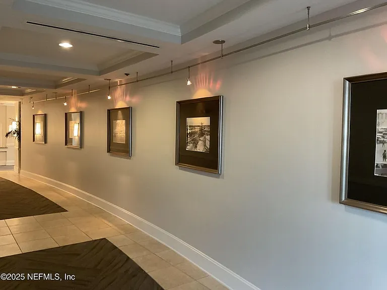525 3rd St #503 — Photo 28