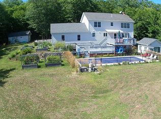 84 Burnell Rd, Naples, ME 04055