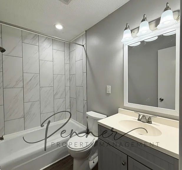 11606 Ivanhoe Ct — Photo 7