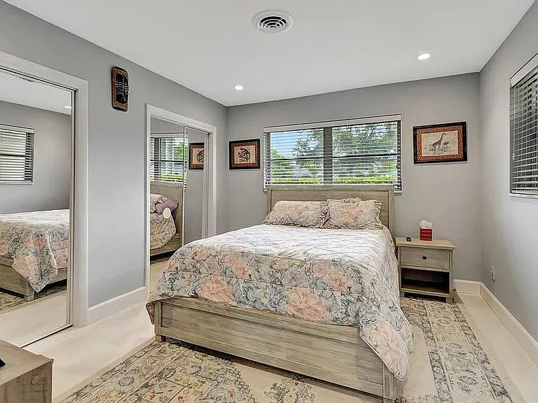 4450 NE 23rd Ave — Photo 20