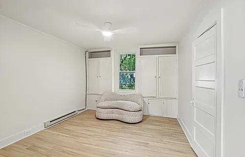 31A Oakwood St Photo 1