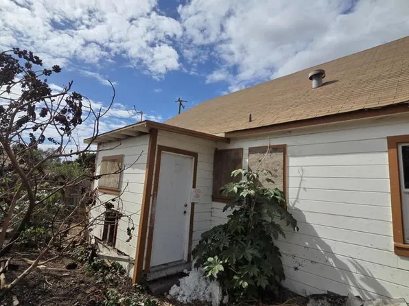 890 W Telegraph Rd, Santa Paula, CA 93060