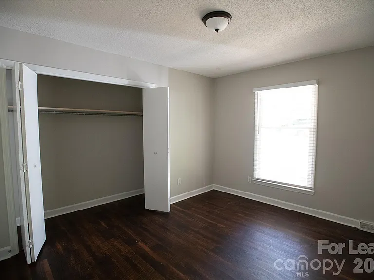9100 Nash Ave — Photo 9