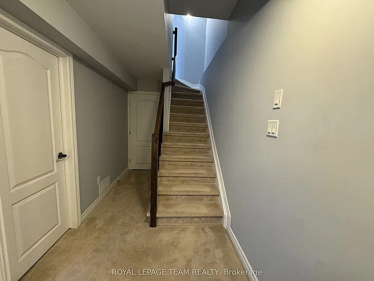 630 Moorpark Ave — Photo 22
