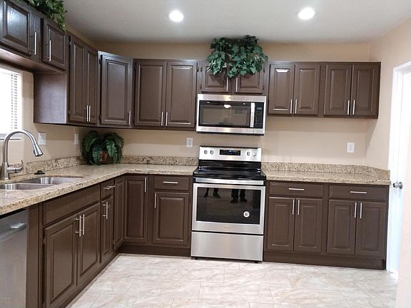 KITCHEN-1