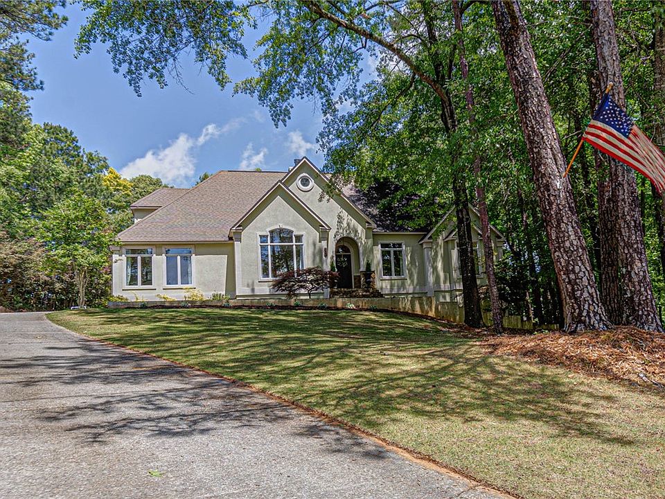 1st image of 682 Moores Mill Dr
