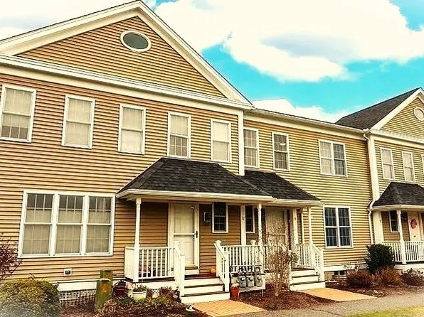 9 Cortland Dr, Stow, MA 01775