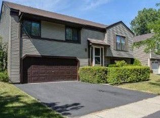 251 Ewell Ct, Bartlett, IL