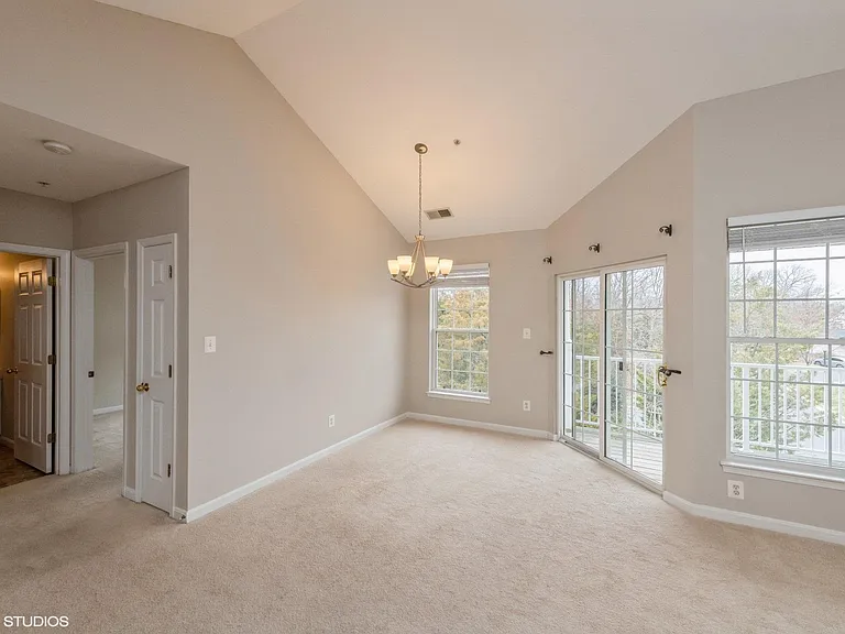 25340 Lake Mist Sq #301 — Photo 26