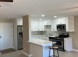 4711 Saint Joseph Creek Rd APT 3B, Lisle, IL 60532