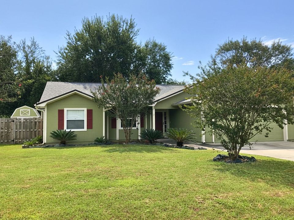 1st image of 502 Hunt Club Rd