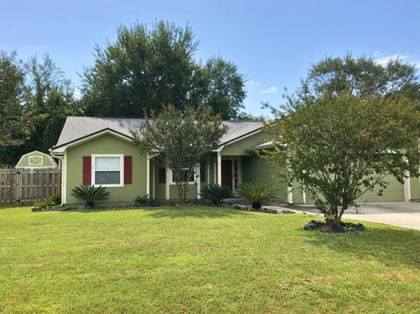 502 Hunt Club Rd, Saint Marys, GA 31558