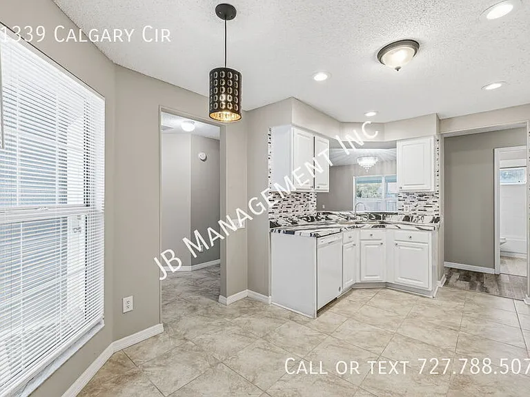 11339 Calgary Cir — Photo 13