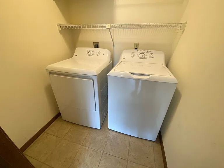 High Point Commons Apartments — Photo 138