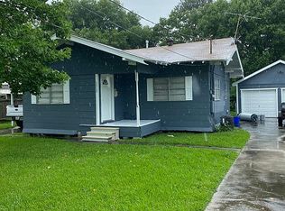 1312 Kent Ave, Nederland, TX 77627