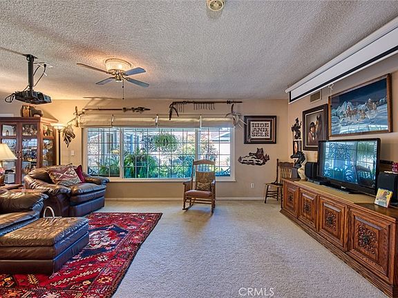 5th image of 2661 W Chanticleer Rd