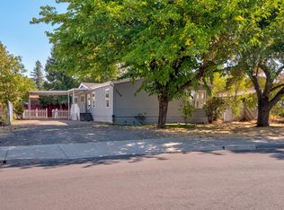 7524 Gladstone Ave, White City, OR 97503