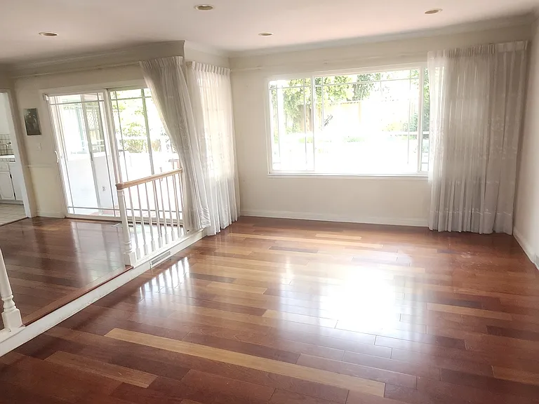 6662 Mount Hope Dr — Photo 6