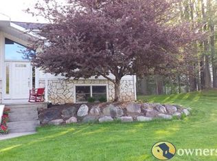 6431 Gran Via Dr NE, Rockford, MI 49341
