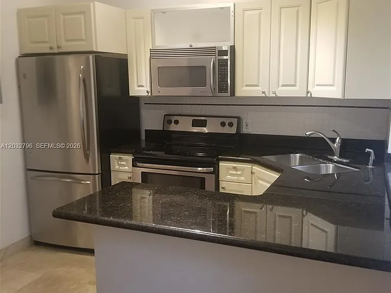 577 NE 62nd St #2 — Photo 18