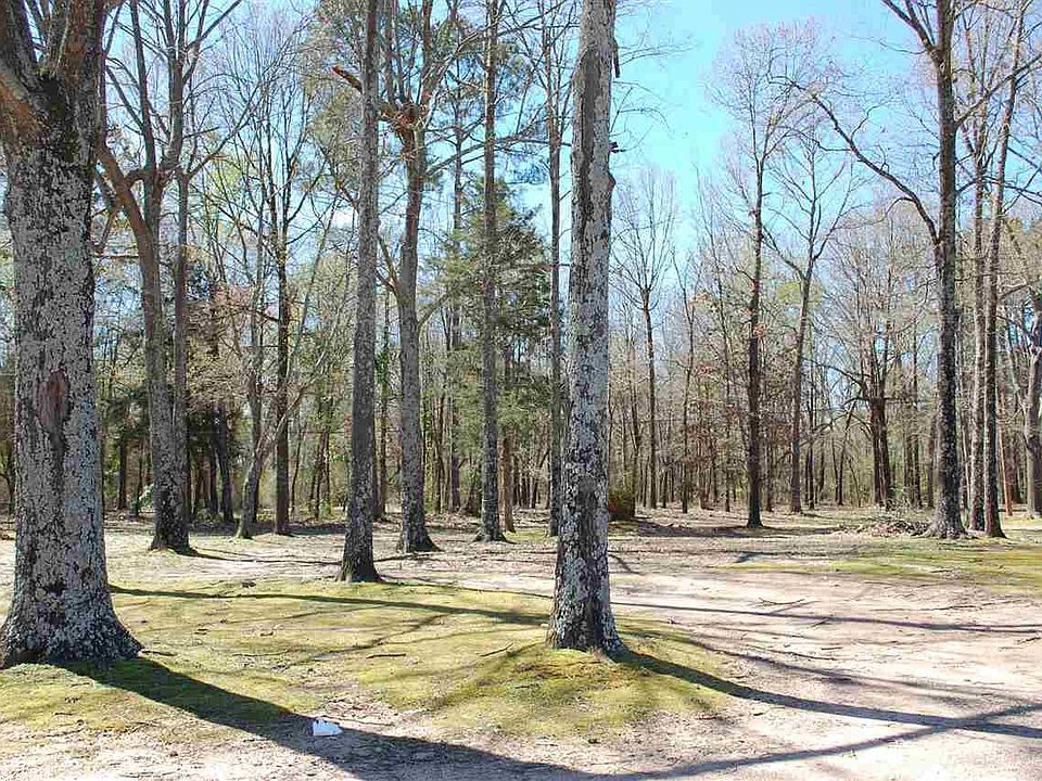 1st image of 352 Arnold Ln