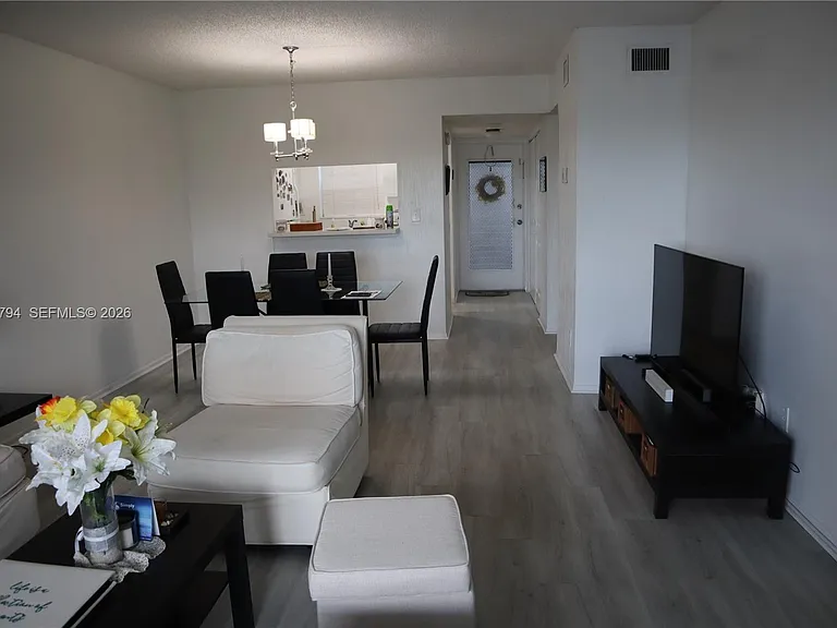 3000 E Sunrise Lakes Dr #303 — Photo 35