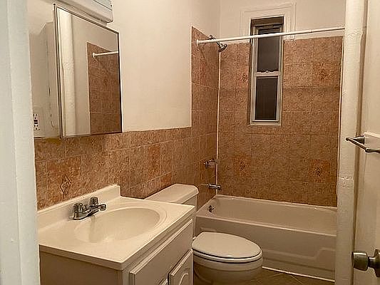2nd image of 2328 Newkirk Ave #2A