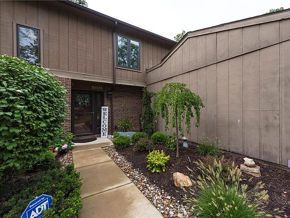 2nd image of 7535 Creekwood Ct #16B