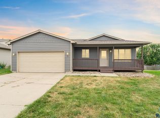 703 Teddy St, Harrisburg, SD 57032