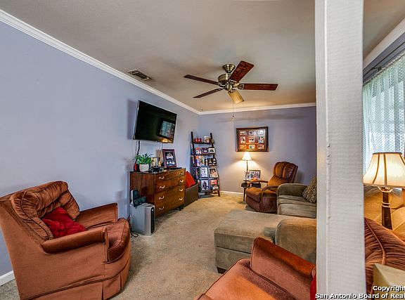 4th image of 146 Peach Valley Dr