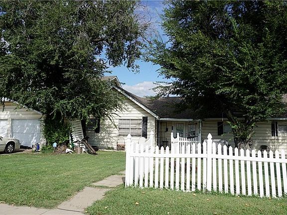 2nd image of 1049 SW 58th St