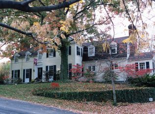 8 Cypress Garden Ave, Cincinnati, OH 45220