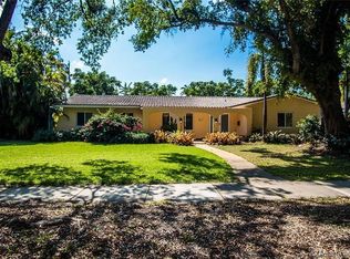 9620 SW 72nd Ave, Pinecrest, FL 33156