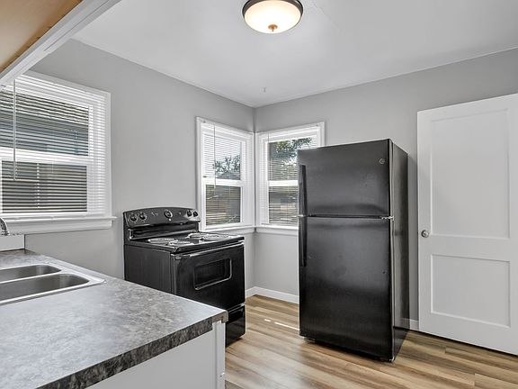 4th image of 1917 7th Ave Unit 1