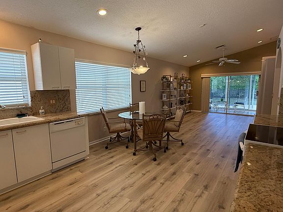 5th image of 5730 Royal Club Drive