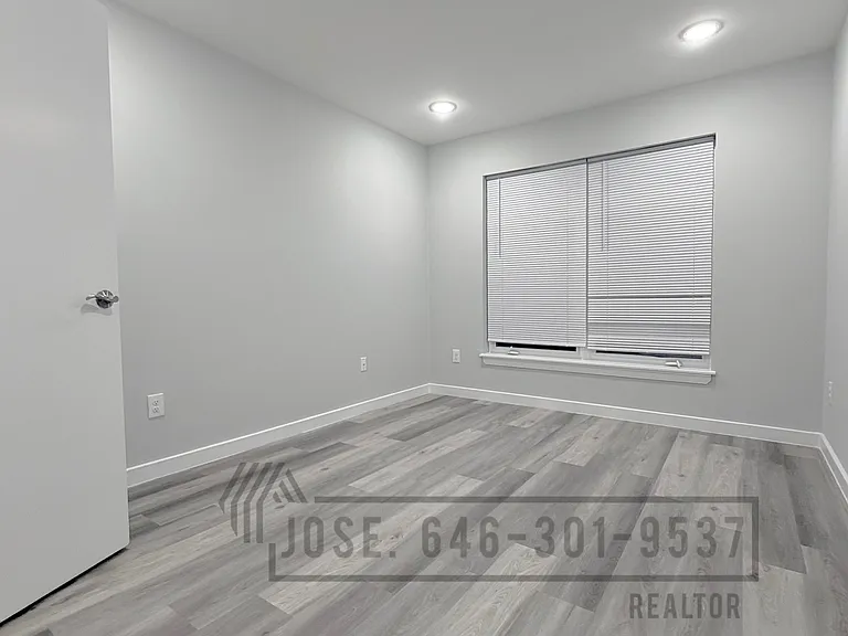 204 Rosa Parks Blvd #101 — Photo 4