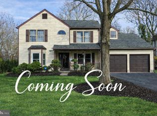 3 Country Ln, Hamilton, NJ 08690